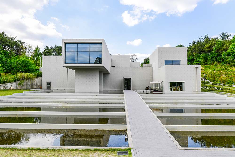 남원시립김병종미술관